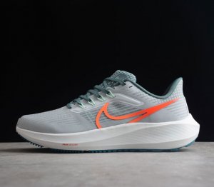 Nike Zoom Pegasus 39 代超级飞马涡轮增压马拉松登月39代休闲运动慢跑 原档案数据开发纸版楦型 内里嵌入定型海绵 中底搭载前Zoom+全掌R