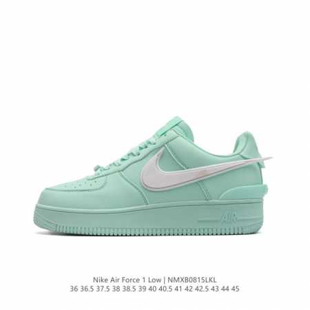 耐克 空军一号 Af1 低帮休闲板鞋 Ambush X Nk Air Force 1'07 Low Sp 空军一号联名标志性的swoosh延伸至鞋跟之外，鞋舌和 - 点击图像关闭