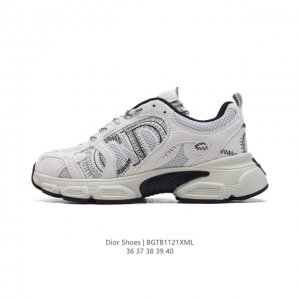 公司级 Dior 迪奥 高奢品牌 彰显高级气质 Dior 运动鞋低帮系列复古百搭休闲鞋时尚慢跑鞋厚底老爹鞋。 码数：36-40 编码：Bgtb1121Xml