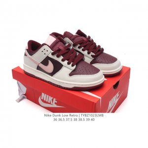 耐克 Nike Sb Dunk Low Pro 女款运动鞋复古板鞋，尽情迈步，彰显个性风采。采用柔软皮革鞋面，经久耐穿，塑就如元年款 Dunk 般的复古质感。鞋