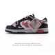 公司级 耐克 Sb 系列 Nike Dunk Low Se Free. 99 Gs 复古休闲板鞋 复古Vibe风芝加哥打孔解构绑带 双鞋带 低帮板鞋。采用天然皮