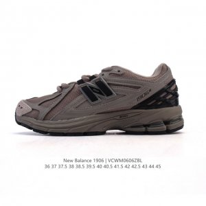公司级 新百伦 New Balance M1906系列 复古运动鞋单品宝藏老爹鞋款。作为Nb最经典的档案鞋型之一，与 2一样，1906有着Nb最成熟的技术加持和