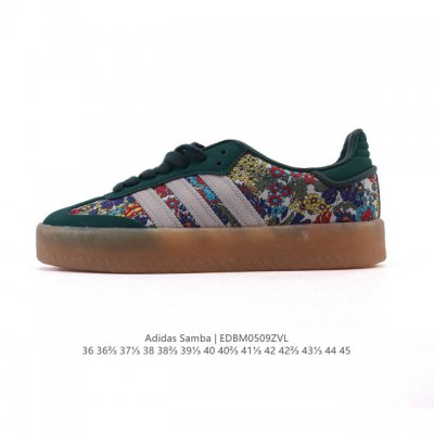 adidas 阿迪达斯 男女款运动鞋 三叶草Samba Velentine 休闲鞋 德训鞋 刺绣花朵鞋面 复古板鞋经典运动鞋。一款阿迪达斯的Samba面包鞋，该