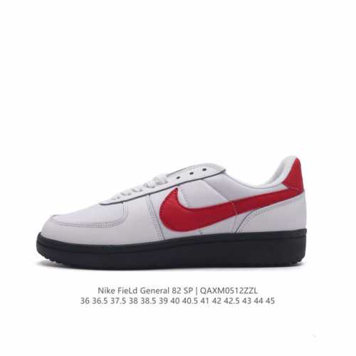 耐克烽火nike Field General 82 Sp 低帮复古篮球鞋 这款专为烤架战士设计的运动鞋采用 1982 年经典的白 红 黑配色，采用皮革和弹道尼龙