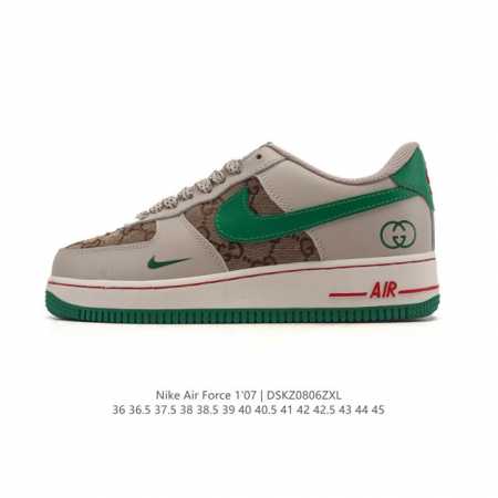 真标 耐克 Nike Air Force 1 '07 Low 空军一号含气垫 小白鞋 低帮百搭厚底增高休闲运动板鞋。柔软、弹性十足的缓震性能和出色的中底设计，横 - 点击图像关闭