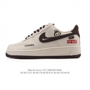 公司级 耐克 Nike Air Force 1 '07 Low 空军一号含气垫 小白鞋 低帮百搭厚底增高休闲运动板鞋。柔软、弹性十足的缓震性能和出色的中底设计，