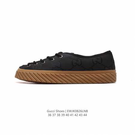 特价 Gucci 古驰奢侈品男女运动板鞋休闲鞋子 经典耐穿复古感满满的gucci满印板鞋 生胶底 经典爆款。经典款的鞋子是最适合用来搭配的，不管是出街还是约会都 - 点击图像关闭