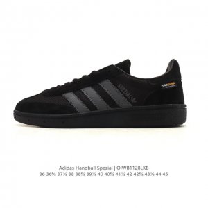 阿迪达斯 Adidas Handball Spezial 低帮三叶草学院风复古休闲板鞋 德训鞋 橡胶底柔软皮革拼接经典运动鞋板鞋。圆头、缝合拼接设计、正面绑带、