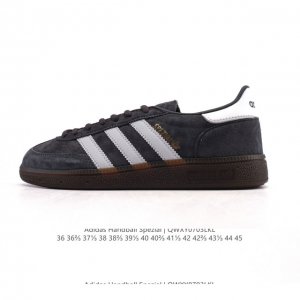 性价比版本 阿迪达斯 Adidas Handball Spezial 低帮三叶草学院风复古休闲板鞋 德训鞋 橡胶底柔软皮革经典运动鞋板鞋。圆头、缝合拼接设计、正