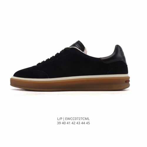 新品公司级 Lp Tennis Walk德训滑板鞋休闲运动鞋 真皮运动鞋情侣款Lp平底鞋。鞋型设计上，超低帮剪裁搭配包边鞋底，不仅提升了穿着的便利性，更在视觉上
