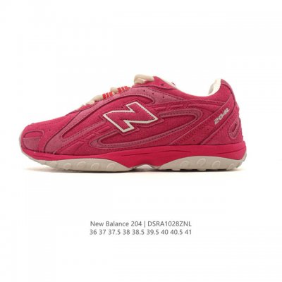公司级 新百伦 2025年新款 New Balance 204L 2025年夏季登场：复古薄底鞋重塑都市运动美学时尚运动跑步鞋，以复古薄底设计与室内足球鞋灵感，