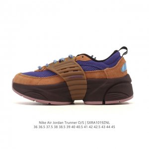 新品公司级 耐克 Nike Jordan Trunner O S 运动篮球鞋，是 耐克旗下 Jordan Brand 推出的复古跑鞋，以 90 年代田径鞋为灵感