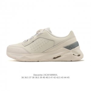 新品公司级 Descente Cron Racer 迪桑特休闲板鞋，男女同款设计，迪桑特Cron Racer系列是一款融合日系极简设计与功能科技的多场景休闲鞋，