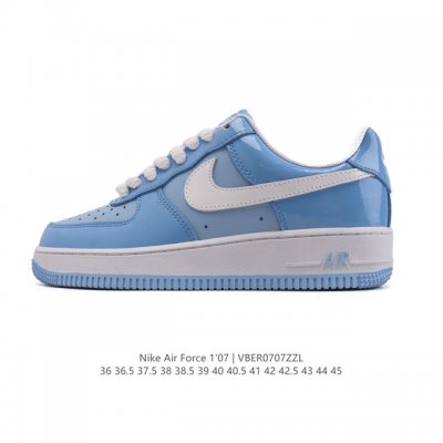 真标 耐克 Nike Air Force 1 '07 Low 空军一号含气垫 小白鞋 低帮百搭厚底增高休闲运动板鞋。柔软、弹性十足的缓震性能和出色的中底设计，横