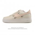 特价 耐克 Nike Air Force 1 '07 Low 空军一号含气垫 低帮 小白鞋 百搭厚底增高休闲运动板鞋。柔软、弹性十足的缓震性能和出色的中底设计，
