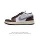 耐克 乔丹air Jordan 1 Low Aj1 乔1 乔丹1代aj1 低帮复古文化休闲运动篮球鞋。该鞋款从 1985 年元年款汲取设计灵感，焕新演绎简约经典