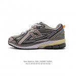 新百伦 New Balance M 6系列 复古运动鞋单品宝藏老爹鞋款。作为NB最经典的档案鞋型之一，与2002一样， 6有着NB最成熟的技术加持和复古款式，而