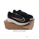 170 【公司级】耐克(Nike) Zoom Fly 5 运动鞋男士公路跑鞋竞速跑步鞋厚底增高老爹鞋。采用耐用的设计，不仅可以部署在您最喜欢的比赛的起跑线上，还