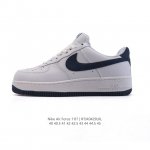 耐克 Nike Air Force 1 '07 Low 空军一号含气垫 小白鞋 低帮百搭厚底增高休闲运动板鞋。柔软、弹性十足的缓震性能和出色的中底设计，横跨复古