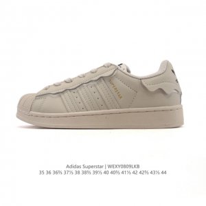 二层皮 阿迪达斯 Adidas Superstar 2025年新款鞋子 蛇年新款 经典贝壳头系列 新款休闲板鞋潮流男女士运动鞋 。鞋面皮革拼接材质 标志性的贝壳
