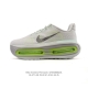 公司级 耐克 Nike Vomero Premium耐克顶级迈柔 缓震慢跑运动鞋全能训练跑鞋，作为耐克超强缓震路跑鞋的巅峰之作，Vomero Premium专为