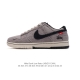 公司级 耐克 Nike Sb Dunk Low Pro 男女同款运动鞋复古板鞋，采用柔软皮革鞋面，经久耐穿，塑就如元年款 Dunk 般的复古质感。鞋头透气孔，搭