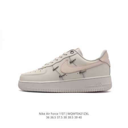 耐克 Nike Air Force 1 '07 Low 空军一号含气垫 低帮百搭厚底增高休闲运动板鞋。柔软、弹性十足的缓震性能和出色的中底设计，横跨复古与现代的 - 点击图像关闭