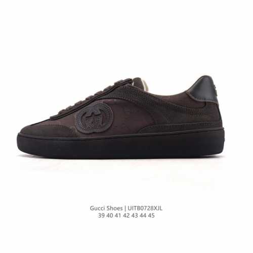 公司级 Gucci 25新款板鞋男运动鞋德训鞋春季轻便系带透气情侣鞋休闲软底小白鞋透气孔皮革休闲德训 低帮 时尚板鞋，德训鞋的版型大家都知道 是非常显脚瘦的！这