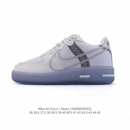 140 耐克 Nike Air Force 1 '07 Low 空军一号含气垫 低帮百搭厚底增高休闲运动板鞋。柔软、弹性十足的缓震性能和出色的中底设计，横跨复古