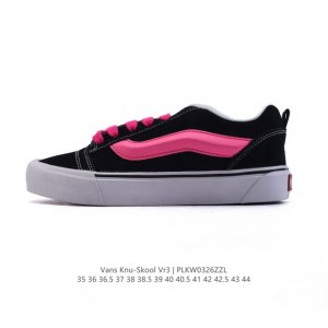 140 万斯 Vans Knu-Skool Vr3 Lx 面包鞋皮革拼接鞋面。坎普尔·茱利安系列低帮复古硫化休闲运动板鞋“肥胖版大Logo”要说整个2023年最