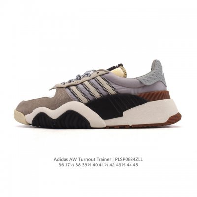 新品 阿迪达斯Adidas Aw Turnout Trainer 运动鞋，Alexander Wang与Adidas联名鞋款 时尚跑步鞋。这款联名鞋款的包装也颇