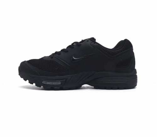 耐克nike Pegasus 5 复古运动休闲低帮跑步 Pegasus 5 于 5 年中期首次亮相 从视觉上看 这款运动鞋与 2 年的同类产品比 Pegasus