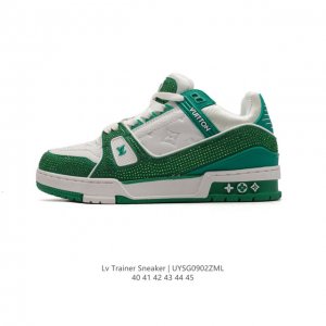 路易威登louis Vuitton Lv路易威登板鞋 时尚厚底增高运动鞋 潮男鞋 舒适防滑底和百搭性霸屏整个时尚娱乐圈，细节调整完美主义！鞋面采用专柜zp一致的
