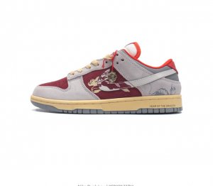 真标 耐克 Nike Dunk Low 运动鞋 2024年 龙年限定 复古滑板鞋 Sb系列经典运动鞋 采用天然皮革 经久耐穿 塑就如元年款 Dunk 般的复古质