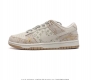 耐克 Nike Sb Dunk Low Pro X Lv 路易威登 联名 复古低帮休闲运动滑板板鞋 采用脚感柔软舒适zoomair气垫 有效吸收滑板等极限运动在