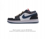 头层皮 耐克 乔丹air Jordan 1 Low Aj1 乔1 乔丹1代aj1 低帮复古文化休闲运动篮球鞋。该鞋款从 1985 年元年款汲取设计灵感，焕新演绎