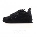 公司级 路易威登 Louis Vuitton Lv路易威登板鞋 时尚运动鞋潮厚底增高鞋。舒适防滑底和百搭性霸屏整个时尚娱乐圈，细节调整完美主义！采用柔软皮革拼接