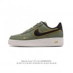 耐克 Nike Air Force 1 '07 Low 空军一号含气垫 低帮百搭厚底增高休闲运动板鞋。柔软、弹性十足的缓震性能和出色的中底设计，横跨复古与现代的
