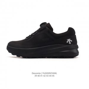 新品公司级 Descente 迪桑特Urban Outdoor系列男款Traxis运动休闲鞋夏季新品。迪桑特的Core-Tex面料，轻薄又坚固，防水透气还防风，