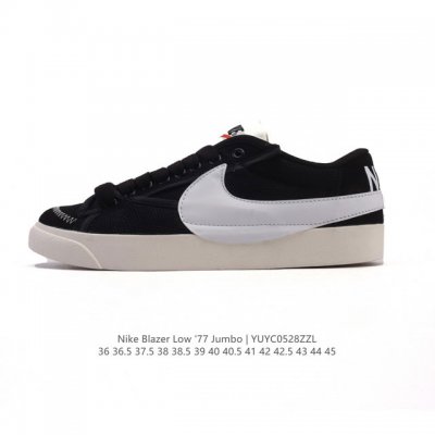 耐克 Nike Blazer Low '77 Jumbo 运动鞋 抓地板鞋 革新重塑经典街头人气鞋款 采用人气传统外观 巧搭大号耐克勾勾设计和宽大鞋带 柔软泡绵