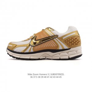 Nike 耐克夏季 Zoom Vomero 5 运动鞋休闲训练跑步鞋。Nike Zoom Vomero 5 男女子运动鞋妥帖包覆足部，提供透气支撑效果。耐穿材料