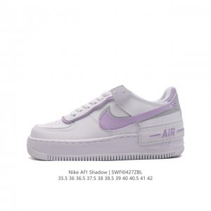 Nike 耐克低帮板鞋 空军一号 Af1马卡龙 Af1厚底增高百搭运动板鞋 Nike Air Force 1 “Shadow” 造型设计上与 Sacai X N