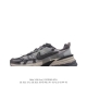 nike 耐克 V2K Run 减震防滑 复古低帮运动跑步鞋 超火复古跑鞋，采用太空革组合呼吸网眼布鞋面材质，搭载正确4层组合底模，嵌入tpu加固稳定模块,双层