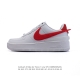 耐克 空军一号 Af1 低帮休闲板鞋 Ambush X Nk Air Force 1'07 Low Sp 空军一号联名标志性的Swoosh延伸至鞋跟之外，鞋舌和