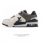 公司级 路易威登 Louis Vuitton Lv路易威登板鞋 时尚运动鞋潮厚底增高男鞋。舒适防滑底和百搭性霸屏整个时尚娱乐圈，细节调整完美主义！采用柔软皮革拼
