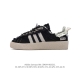 真标 Adidas 阿迪达斯 男女鞋真标半码制，原楦开发版型，采用棉质帆布组合环保纤维革鞋面材质，原档案开发铝楦楦型，正确硫化组合鞋底 每次人气都不低澳洲时尚品