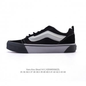 万斯 Vans Knu-Skool Vr3 Lx 面包鞋皮革拼接鞋面。坎普尔 茱利安系列低帮复古硫化休闲运动板鞋“肥胖版大Logo”要说整个 年最为热门的鞋型之