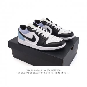 真标 耐克 乔丹Air Jordan 1 Low Aj1 乔1 乔丹1代Aj1 低帮复古文化休闲运动篮球鞋。从1985 年面世的元年款汲取设计灵感，采用简洁大方