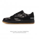 耐克 乔丹Air Jordan 1 Low Aj1 乔1 乔丹1代Aj1 低帮复古文化休闲运动篮球鞋。该鞋款从 1985 年元年款汲取设计灵感，焕新演绎简约经典