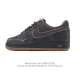 耐克 Nike Air Force 1 '07 Low 空军一号含气垫 低帮小白鞋 百搭厚底增高休闲运动板鞋。柔软、弹性十足的缓震性能和出色的中底设计，横跨复古